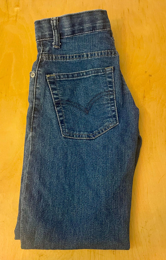 Levi One pair Levi jeans with adjustable waist inside 10