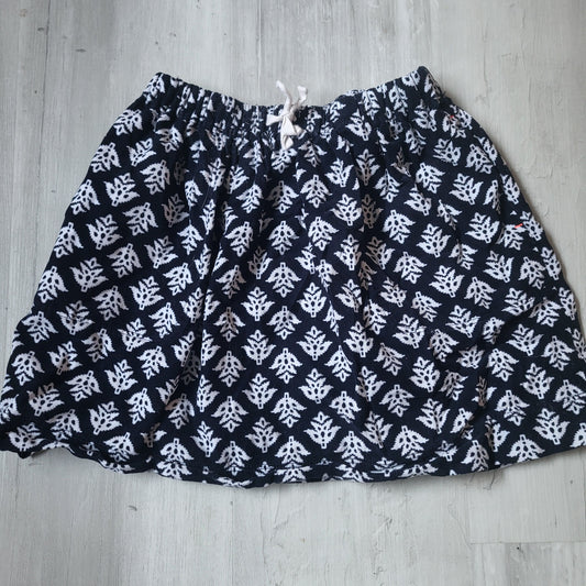 Crewcuts skirt Micro Corduroy navy with white print.  Great condition 10