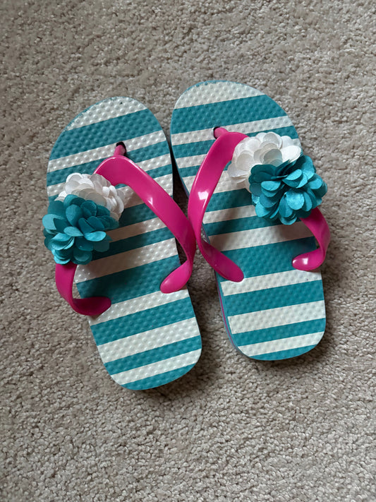Gap 9/10 toddler girls flip flops with pink straps white and turquoise fabric flowers 9 (Lil' Kid)