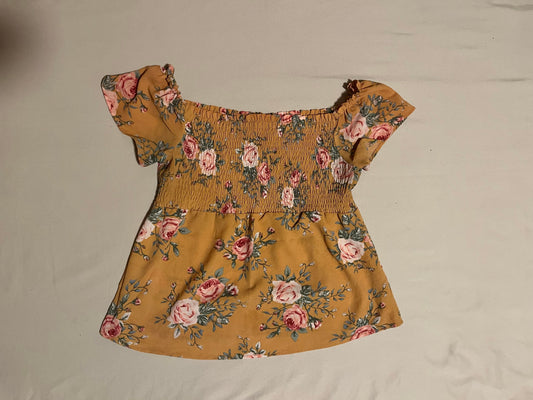 Monteau women's medium cap-sleeve blouse mustard yellow w/ pink roses, leaves, smocked top Women's - M