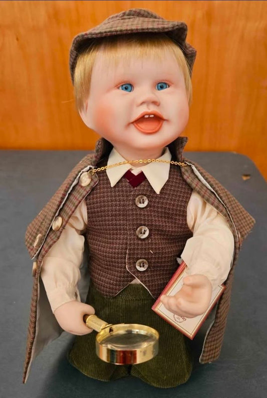 1989 Knowles Collectible Porcelain Doll w/ papers Little boy dressed as Sherlock Holmes Dolls and Accessories