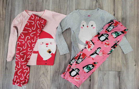 Carter's 2 pack pj pajamas set girls 3T christmas holiday penguins santa 3T