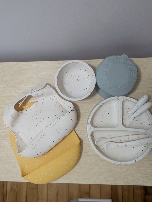 Wee Sprout & Miniware Wee Sprout Speckled Dish & Spoon Set, Gray Miniware Sensory Bowl