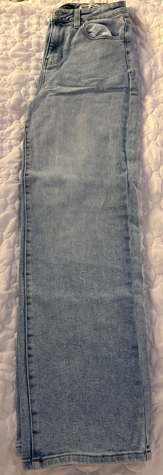 BCBG eneration Womens Size 5 BCBG eneration High Washed Jeans Junior 5