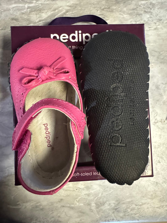 Pediped 12-18 months in box like new. Worn maybe twice 3 (Infant Shoe)