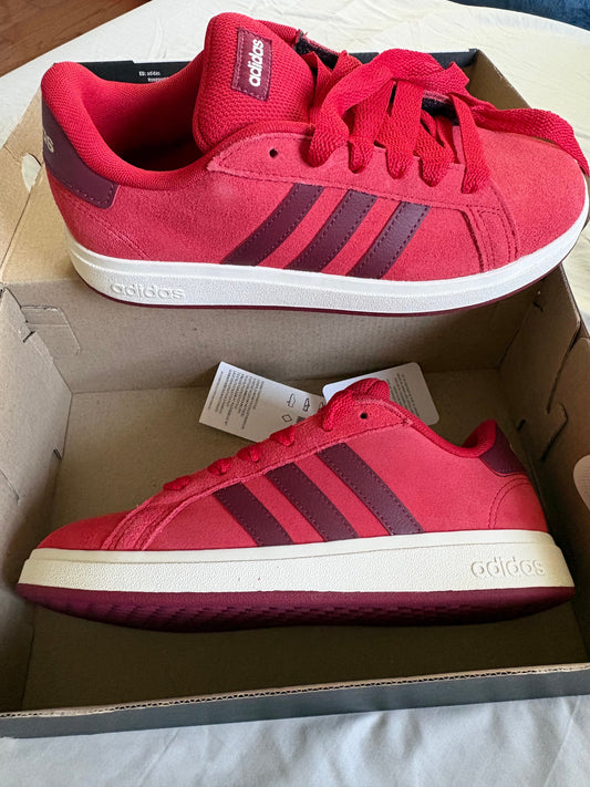 Adidas, 6 boys or girls sneakers New in box, red suede, grand court 6 (Big Kid)