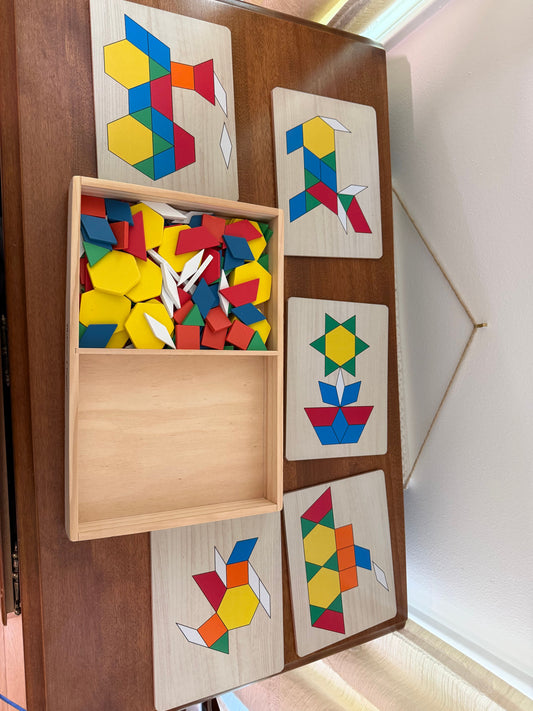 Melissa and Doug Shapes and design toy Puzzle