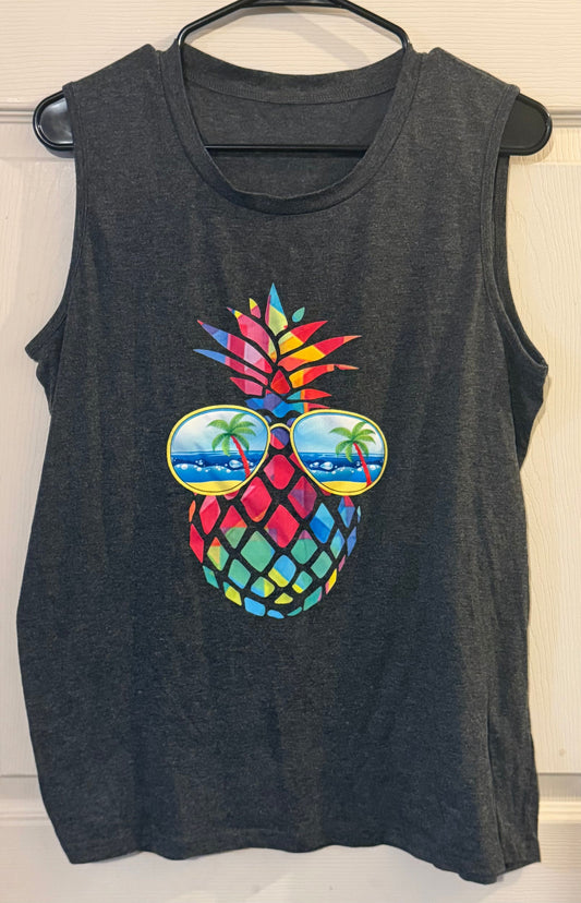 Womens sleeveless shirt Dark gray color pineapple w/sunglasses of beach reflections Women's - L