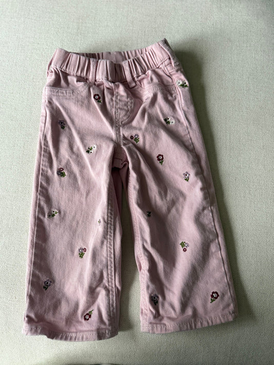 Gap GUC floral embroidered Denim 2T