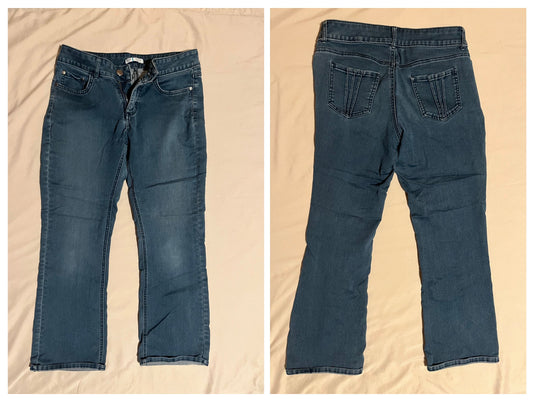 Lee Riders junior size 3 jeans, mid-rise boot cut 5 pockets Junior 3
