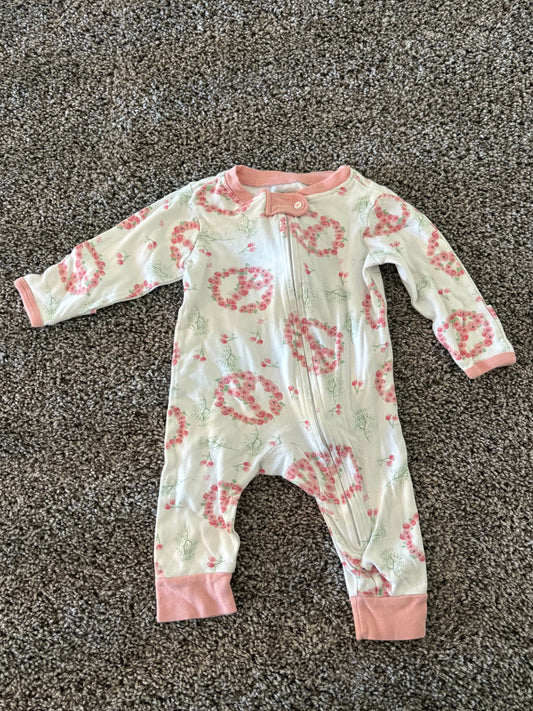 Burts Bees Baby footless pajamas girls 0-3 months Zipper, one piece, long sleeves, white with floral peace signs Newborn