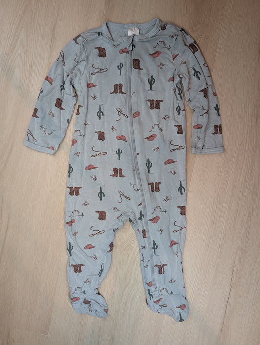 Modern Moments by Gerber, Western pajamas, 3-6m Light gray western theme pajamas with footies 3 Months
