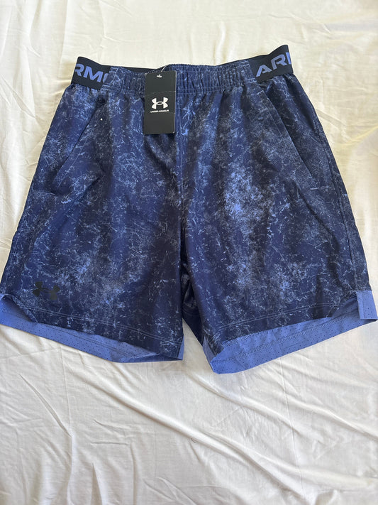 Under Armour, size small, shorts New with tags, lightweight blue color Men's - S