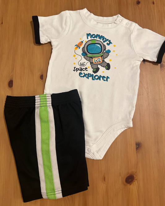 2pc Garanimals Mommy's Space Explorer Outfit White Onesie w/ Interactive Door, Black Shorts w/ Side Stripe 24 Months