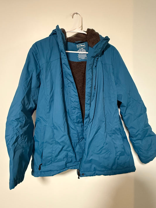 LL Bean Winter coat. XL petite. Hood. Teal color Women's - XL
