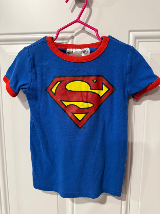 H & M boys pajamas two piece shorts Superman theme 6