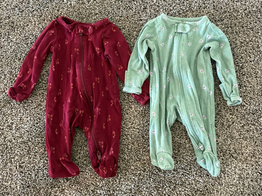 Carters Just for You one piece pajamas 0-3 months Set of 2 - maroon floral/green floral, zipper Newborn
