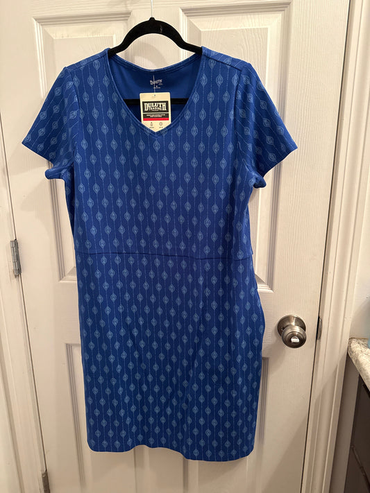 Duluth New With Tags Blue short sleeve v-neck dress with pockets Women's - M