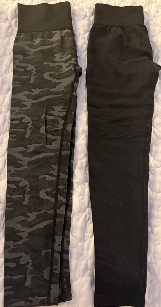 OQQ & Soul small soul & OQQ black and camo leggings 2 pack Women's - S
