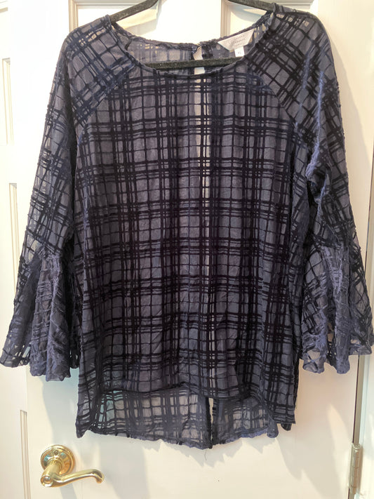 LC Lauren Conrad size xl see through transparent Long ruffled sleeves, velvet material, long tapered sleeves, Women's - XL