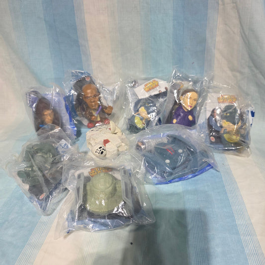 2005 Star Wars: Episode III Revenge of the Sith Burger King toys figures and miniature vehicles from the movie. Figures and Animals