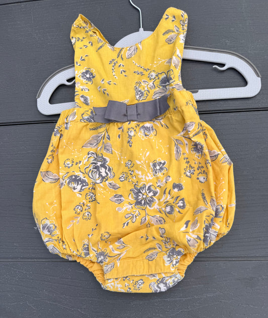Piper and Posie bubble yellow gray baby Lined snap at bottom button cross back 6 Months