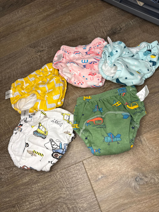 Upairy 5 New without tags size medium 22-35lb potty training diapers Potty and Diapering
