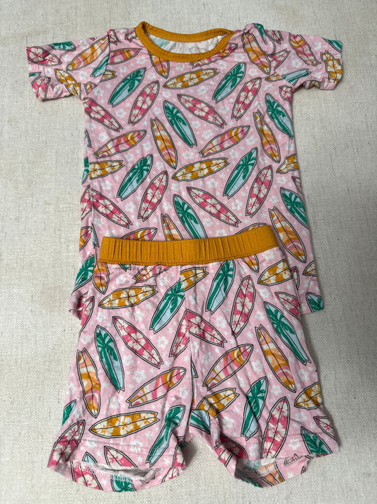 Little One Shop GUC bamboo surfboard pjs 18-24m 24 Months