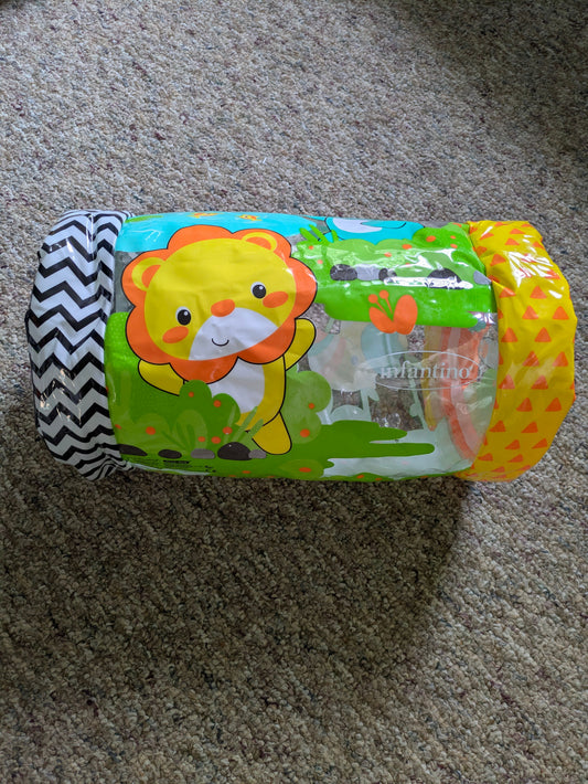 Infantino Jungle peek & roll activity toy, crawling fun with 2 balls w bell Infant