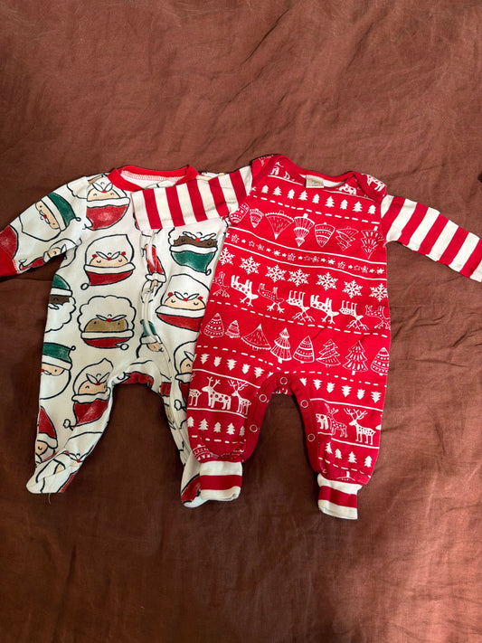 Tesa babe and carters Christmas onsies 3 Months