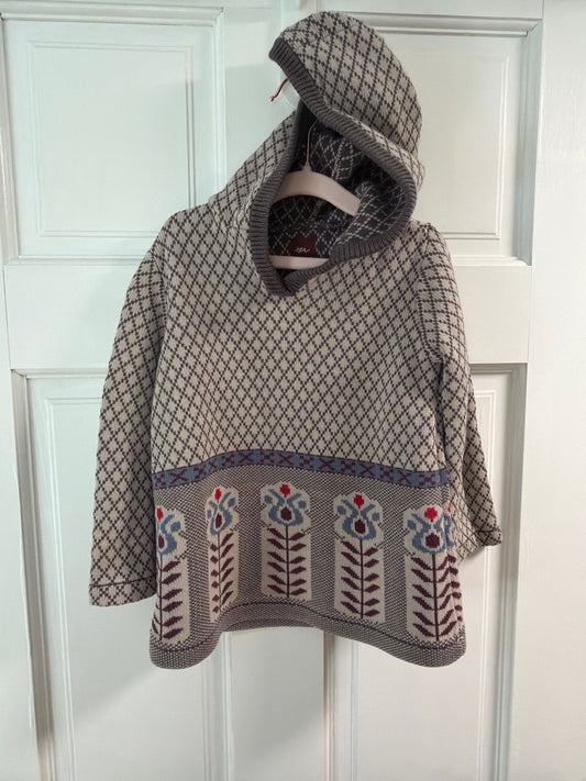 Tea Sweater with hood 3T