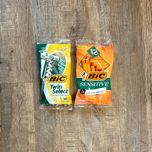 Bic disposable razors BOTH NEW Twin Select and Sensitive Bathroom