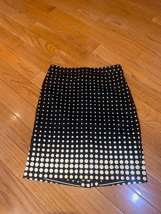 J Crew Black and white pencil skirt. Excellent condition Women's 2