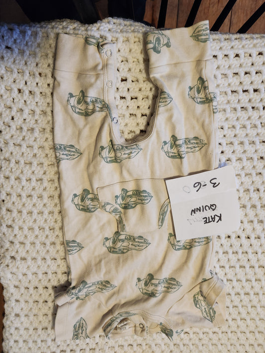 Kate Quinn - 3/6m Bamboo Shirt sleeve romper cars 3 Months