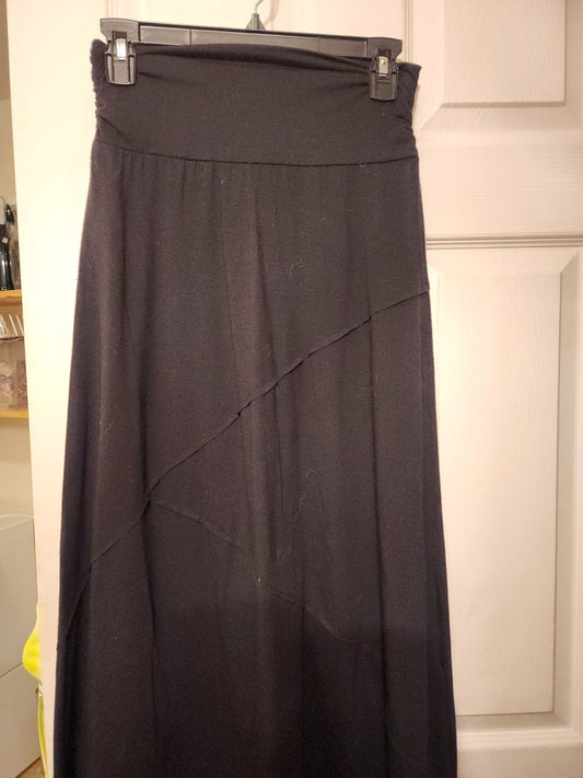 Job B : Maxi Skirt Black pattern Women's - M