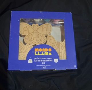 Monde Llama Butterfly wooden paint set
