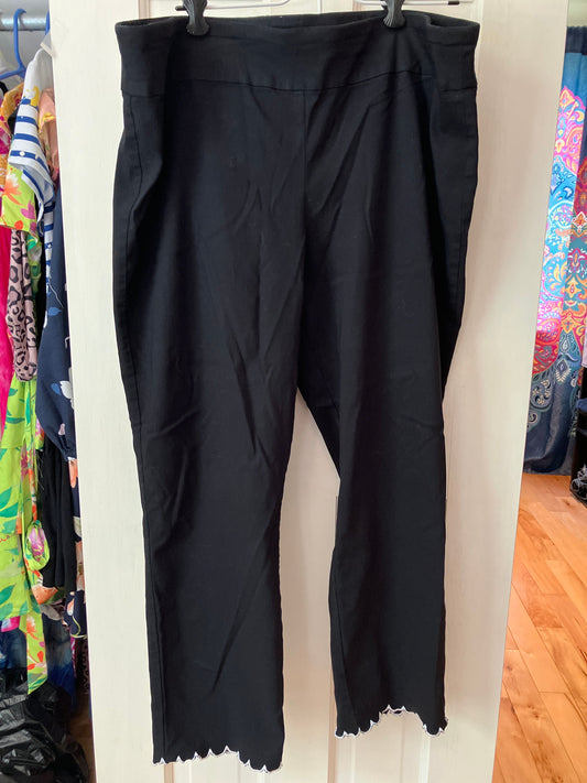 Van Heusen size 18 short 18 petite black Elastic waist black trousers white scalloped bottom hems Women's 18