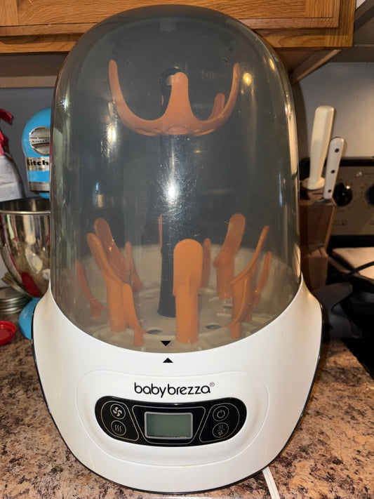 Baby Brezza Bottle Sterilizer and Dryer Used Great Condition Feeding
