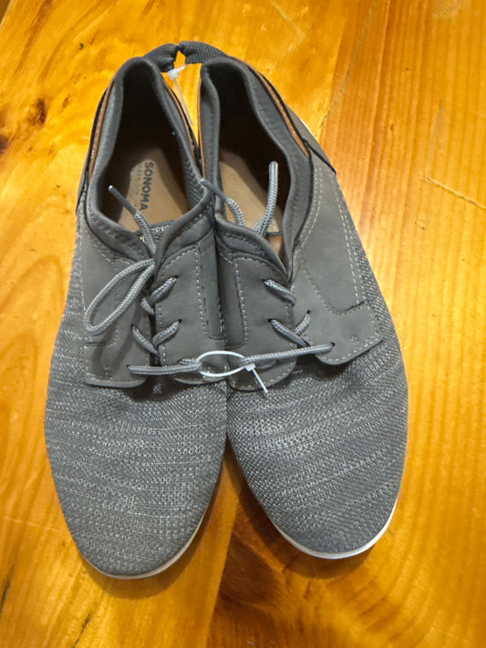 Sonoma Gray shoes with shoe laces 6 (Big Kid)