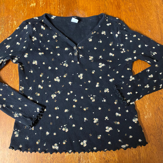 Old Navy Black floral Long Sleeve Shirt 8