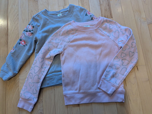 Osh Kosh / Athletic Crew Neck Sweatshirts Pink with Silver Heart Sleeves, Grey with Flower Sleeves 4T/4