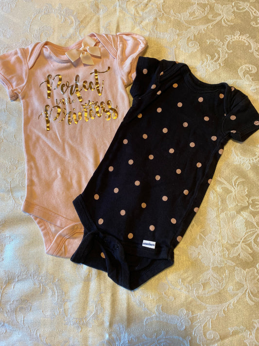 Gerber organics, 3m-6m Perfect Little Princess and black with pink polka dots. 2 onesies set. Rose pink letters 3 Months