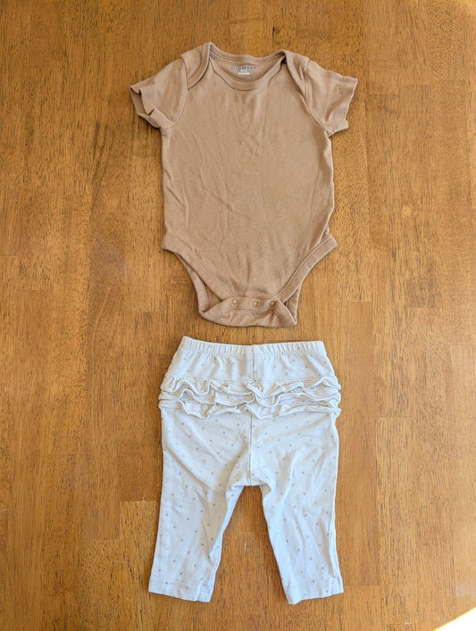 Old Navy, 3-6m, brown t shirt onesie white/gold spots pants with ruffled back 3 Months
