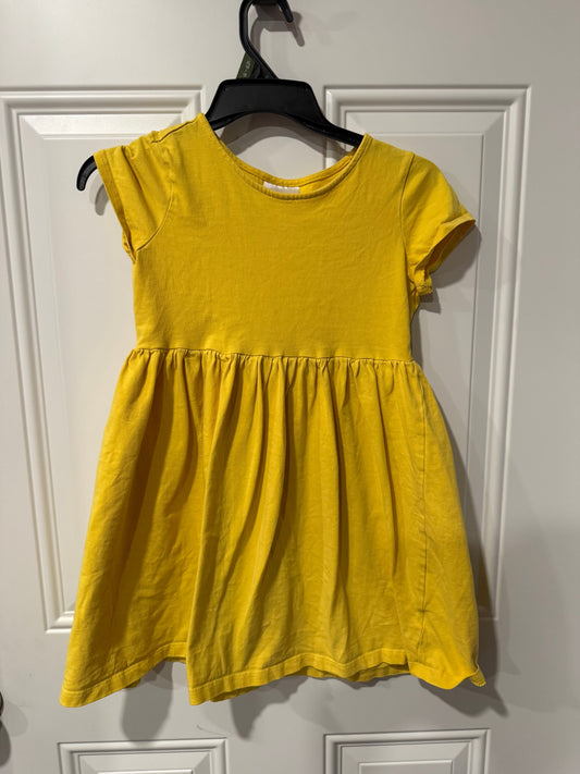 Hanna Andersson size 8 girls short sleeve dress Yellow. Size 130 8