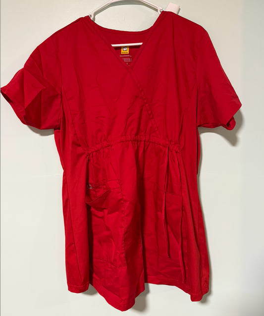 Wonder Wink Maternity Red scrub top. Used for CMCC nursing program Women's Large 12-14
