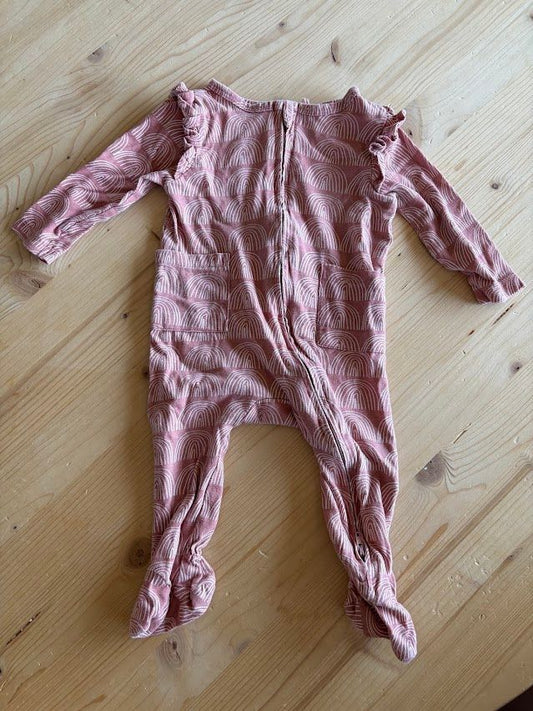 Jessica Simpson, 3-6m, Pink Rainbow Pajamas Pink and White Rainbow Footie Pajamas 3 Months