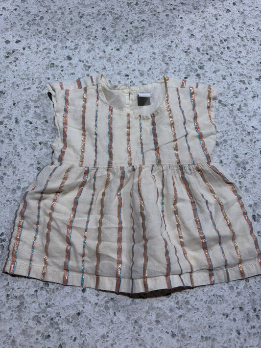 Old Navy 12-18m shirt 12 Months