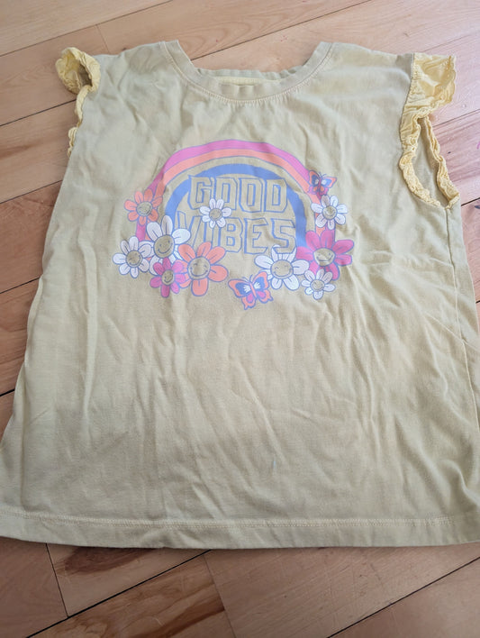 365 kids Tshirt - runs small 10
