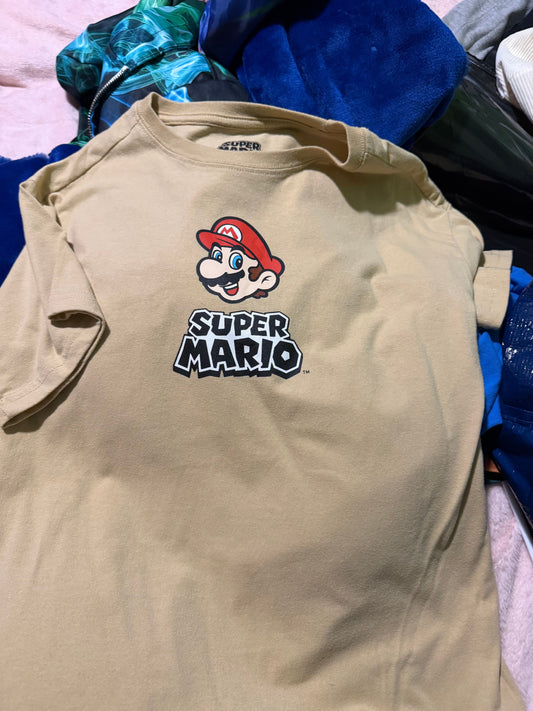 Mario Tshirt- Mario on the back as well 10