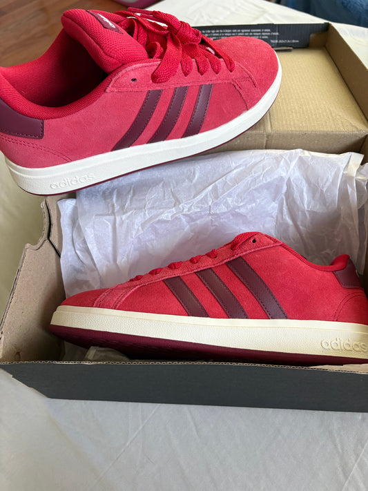Adidas, 4 boys or girls sneakers New in box, red suede, grand court 4 (Big Kid)